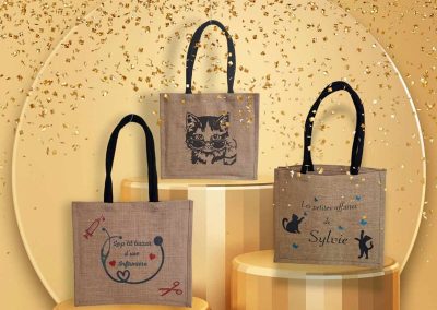 ISAFEE créations personnalisées Montage sacs toile de jute